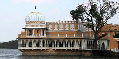 jaipur-to-kishangarh-sightseeing-taxi